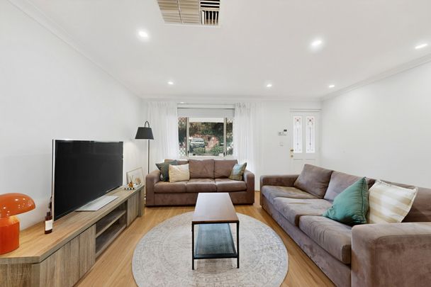 Prestigious Manning Living, Fully Furnished and Move In Ready - Photo 1