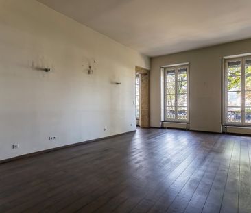 Appartement bourgeois avec vue sur les quais du Rhône - Photo 4