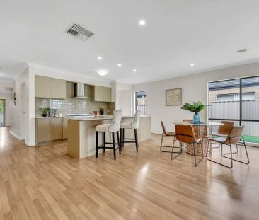 “Family Retreat in the Heart of Point Cook” - Photo 4