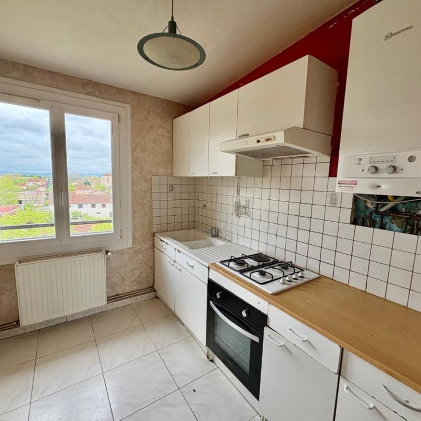 A LOUER - APPARTEMENT T5 - ROANNE - Photo 1