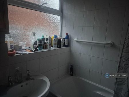 3 bedroom bungalow to rent - Photo 5