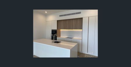 STYLISH 1 BEDROOM GROUND FLOOR WATERFRONT APARTMENT - Photo 2