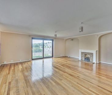 4 bedroom detached house to rent - Photo 1