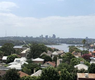 STYLISH APARTMENT IN AN EXCELLENT LOCATION - Photo 1