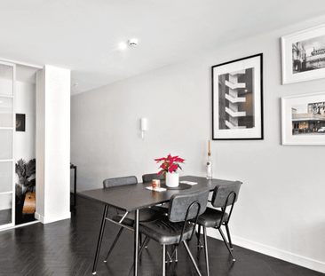Contemporary Living! - Photo 4