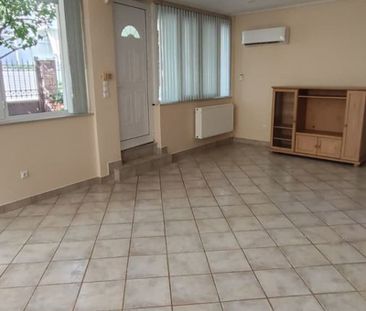 Ενοικίαση κατοικίας, 65 τ.μ., Γλυφάδα, 600 € - Photo 2