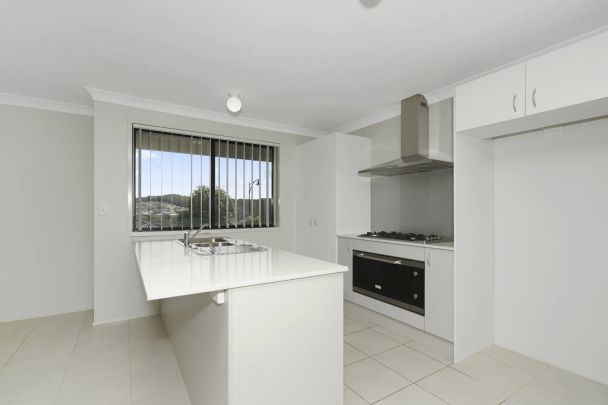 16 Raleigh Street, Cameron Park. - Photo 1