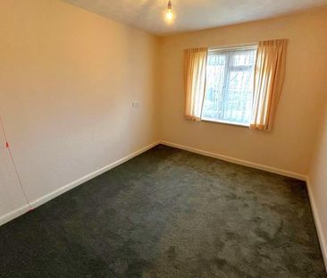 1 bedroom retirement property to rent - Photo 2