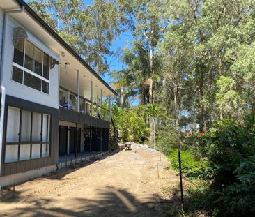 $575 p/w. Private self-contained downstairs 2 bed unit - Photo 1