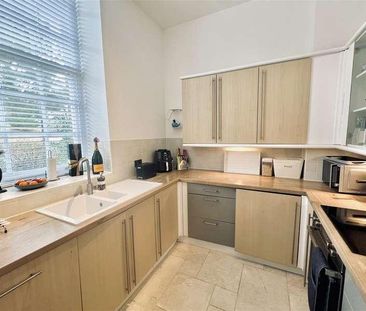 Knowle Avenue, Knowle, Fareham, PO17 - Photo 6