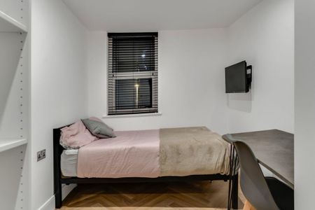 6 bedroom house to rent - Photo 4