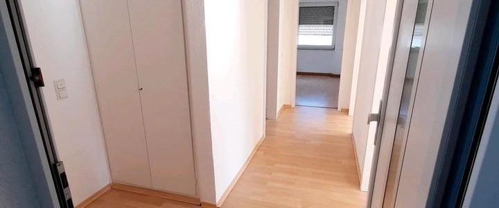 Gemütlich, hell, ruhig! Bezugsfertige 3ZKBBalkon-ab sofort frei! - Foto 1