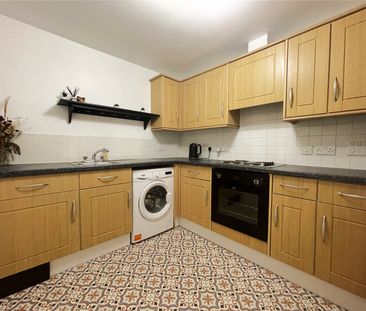 2 bedroom apartment to rent - Photo 6