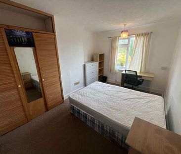 Burgess Road, SO16 - Photo 5