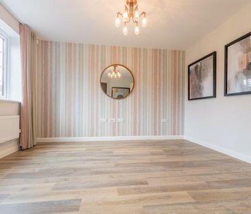 2 bedroom semi-detached house to rent - Photo 6
