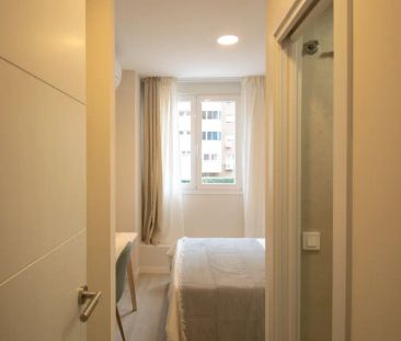 Room in a shared 15-bedroom apartment for rent in Ciudad Universitaria, bills included - Photo 4