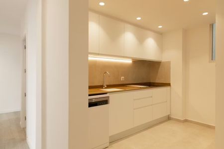 Carrer del Doctor Josep Juan Dómine, Valencia, Valencian Community 46011 - Photo 4