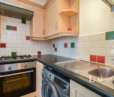 2 bedroom apartment to rent Burnaby Road, Bournemouth, Dorset, BH4 - Photo 6