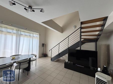Location Maison 3 pièces 85m² CHATEAUROUX 36000 - Photo 2