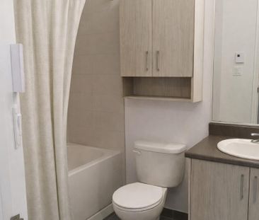 GRAND 3 1/2,ENTIEREMENT RÉNOVÉ,LAVEUSE-SECH. 1265$/MOIS TOUT INCLUS... - Photo 4