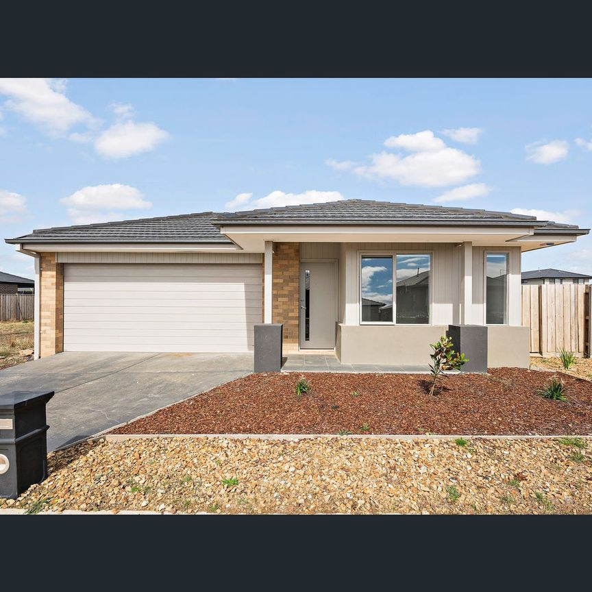 95 Anglesea St, Winter Valley, Vic 3358 - Photo 1