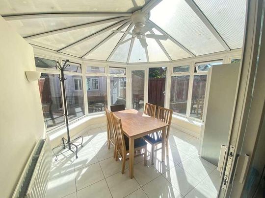 Bedroom House -earlsdon Dont Miss Out, CV5 - Photo 1