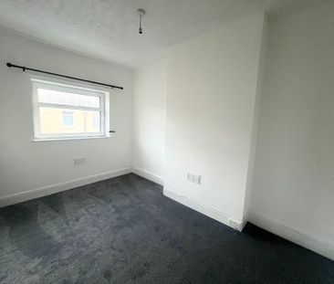 Main Street, Barry - Photo 5