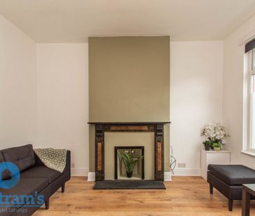 2 bed Mid Terraced House for Rent - Photo 3