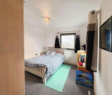 Galleon Way, Cardiff, CF10 - Photo 6