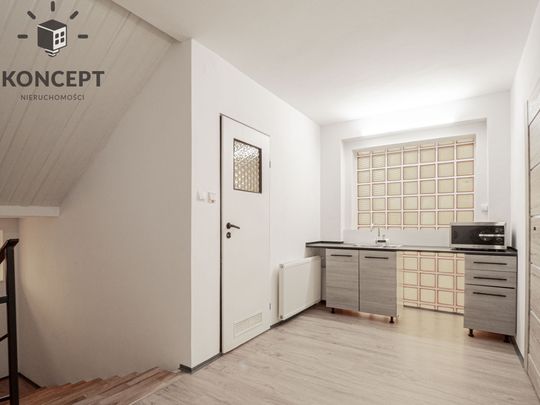 Dom pod działalność | 9 pokoi | Fabryczna | 260m2 - Photo 1