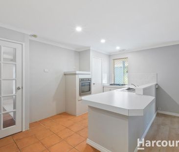 3 x 2 Family Home - Includes lawnmowing - Photo 6