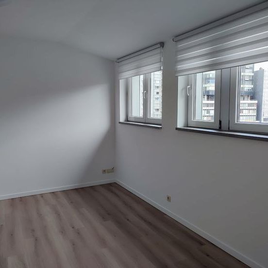 Appartement te huur - Foto 1