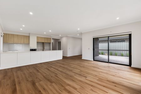 20 Clonlara Circuit, Virginia SA 5120 - House For Rent | Domain - Photo 2