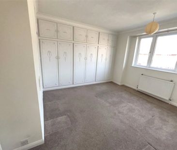 Lime Tree Place, Mitcham, CR4 - Photo 3