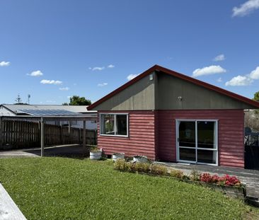 Family Home + Large Yard - Great Opportunity - Photo 5