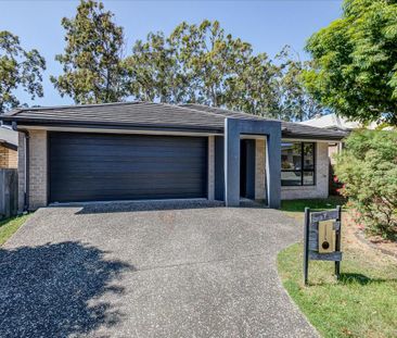 Beautiful Family Home in the Heart of Pimpama - Photo 1