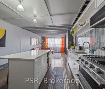 1537 Eglinton Avenue W #C - Photo 2