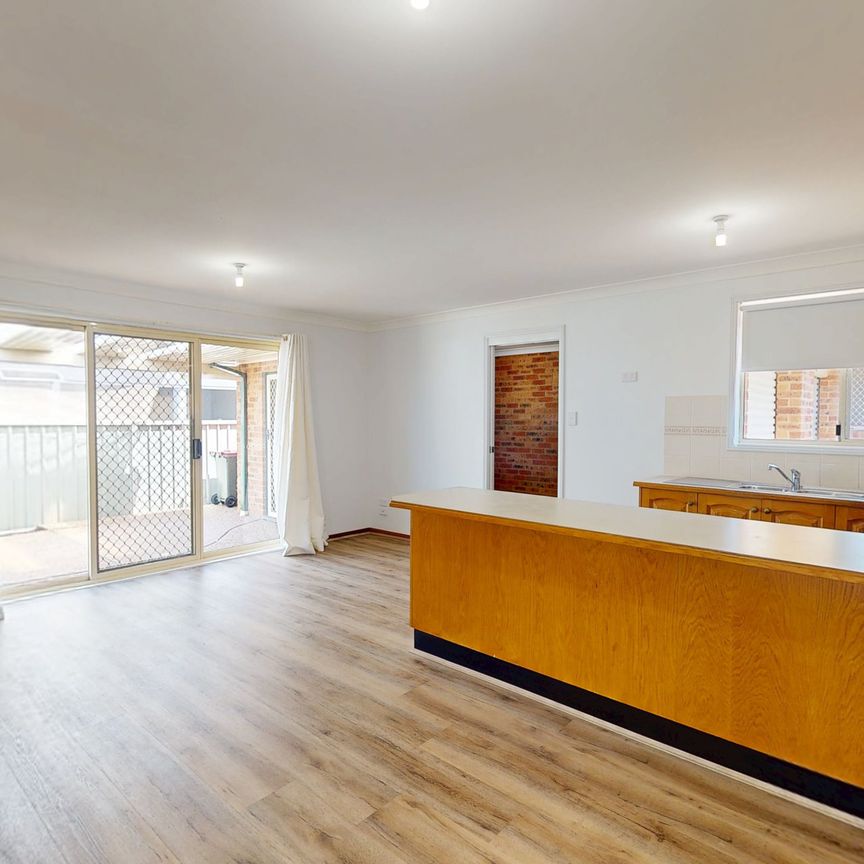 3/3 Marks Point Road, Marks Point NSW 2280 - Photo 1