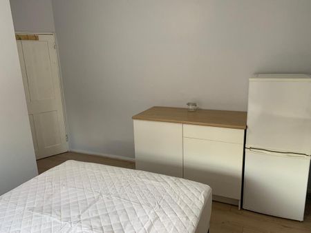 3 bedroom house to rent - Photo 4