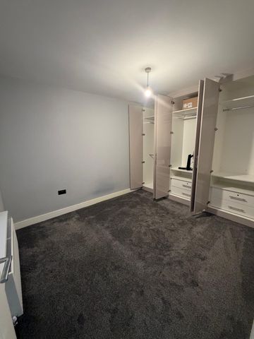 Three bed family house - £1900 - Photo 4