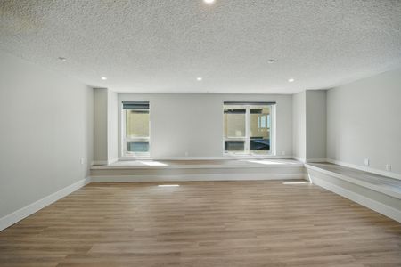 The Churchill Apartments - Photo 4