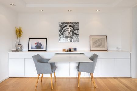 Lichterfülltes 2-Zimmer-Penthouse mit großen, sonnigen Dachterrassen und Hobbybereich - Photo 3