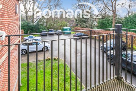 Tudor Court, London Road, Windlesham, GU20 - Photo 4