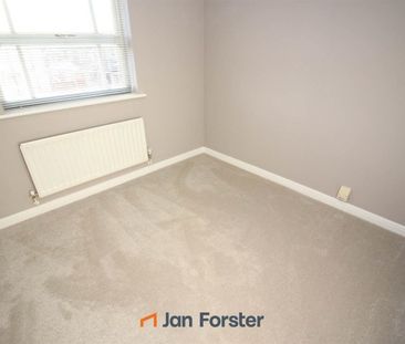 4 Bedroom House - Detached - Photo 1