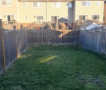 For Lease - 1513 Glenbourne Drive, Oshawa, Ontario - Photo 3