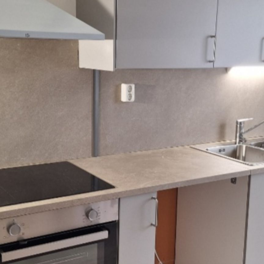 130kvm Nyrenoverad lgh i centrala Hofors - Photo 1