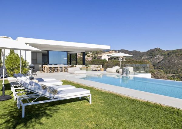 Luxury Villa for rent in Benahavís, Spain