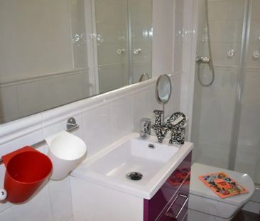 Calle del General Álvarez de Castro, Madrid, Community of Madrid 28010 - Photo 2