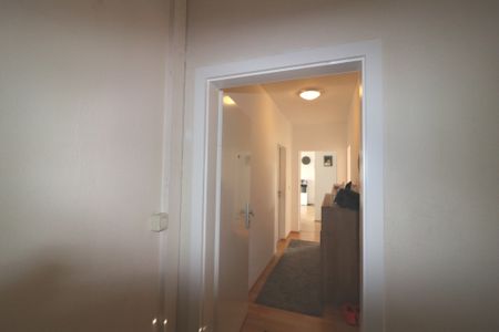 *TOP SANIERTE WOHNUNG IM DACHGESCHOSS + GARAGE* 3-Zi Whg, 75m², KR- Dießem/Lehmheide* - Photo 4