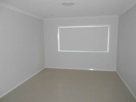 Perfect Family Home! - Photo 2